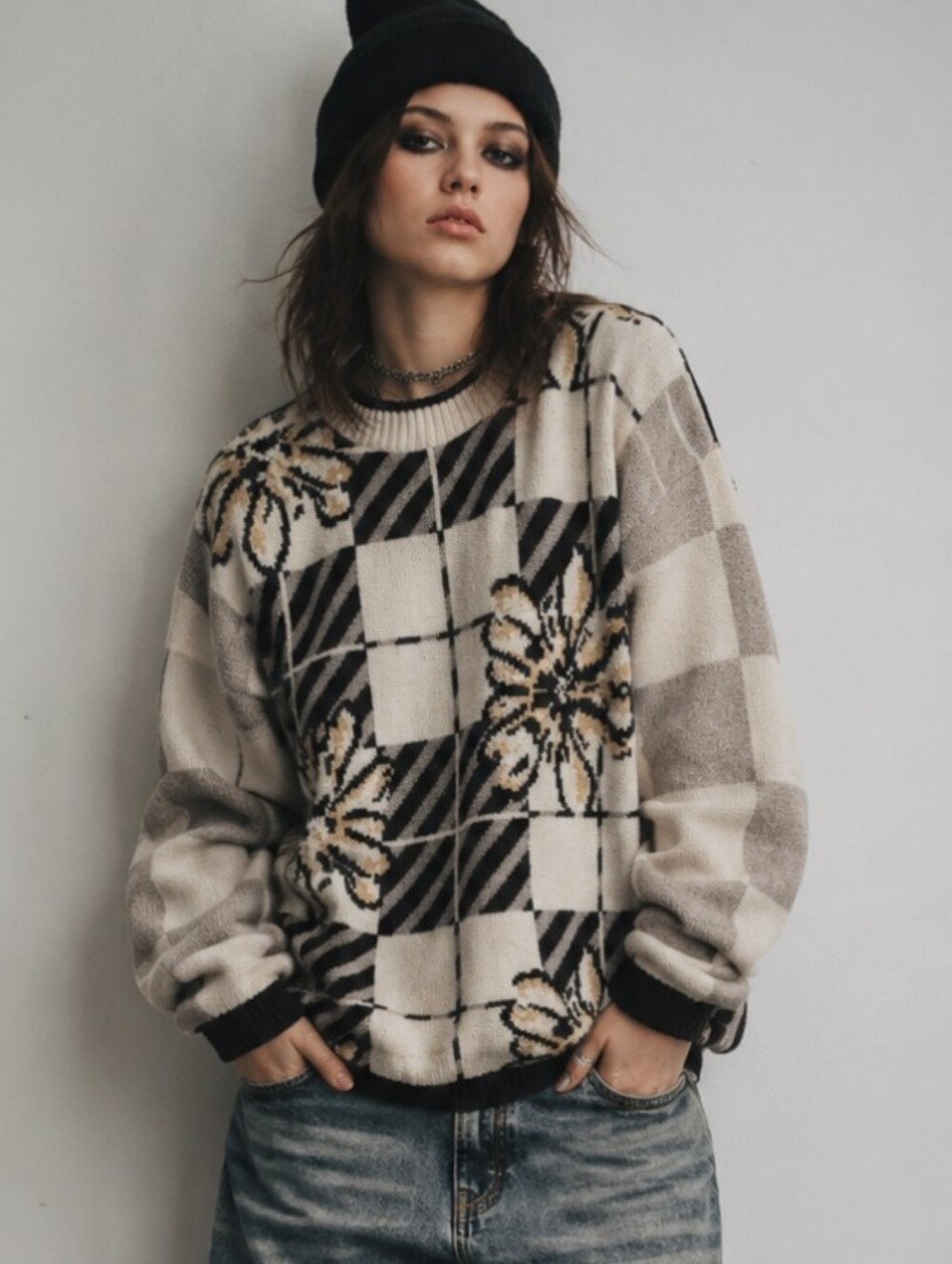 Vtg 90s cream/ gray/Black/Lurex Geometric pattern knit Crewneck sweater sz M
